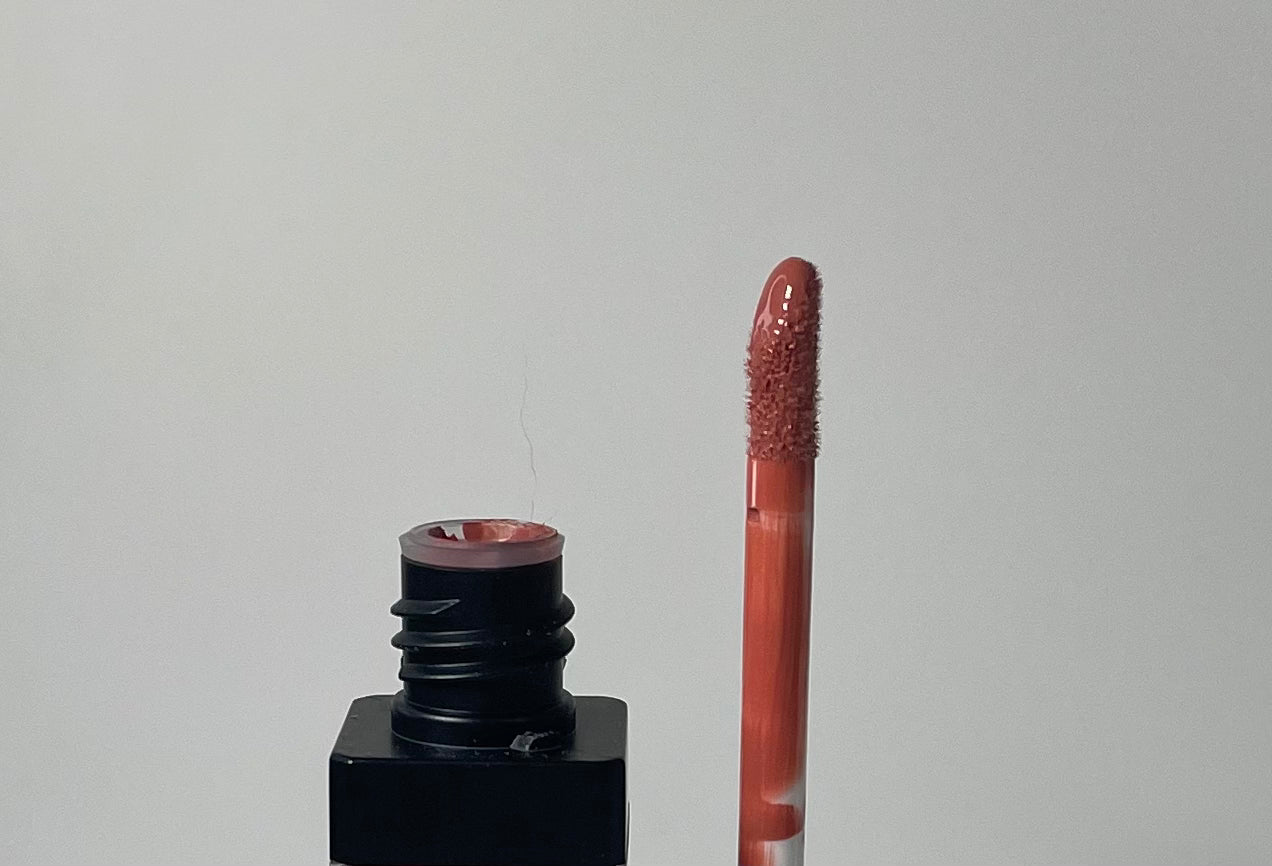 LipLaque LipStain- NonCommitted